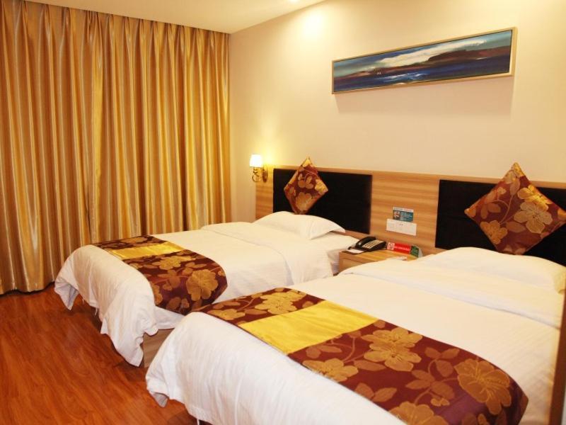 Greentree Alliance Yichang East Yichang Station Hotel Екстер'єр фото