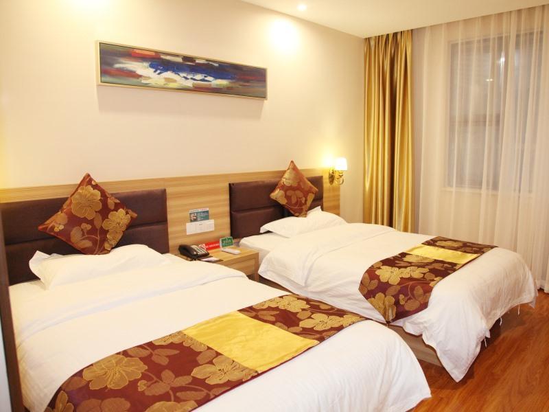 Greentree Alliance Yichang East Yichang Station Hotel Екстер'єр фото