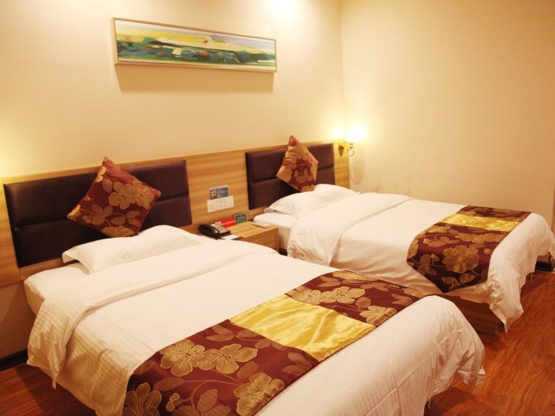 Greentree Alliance Yichang East Yichang Station Hotel Екстер'єр фото