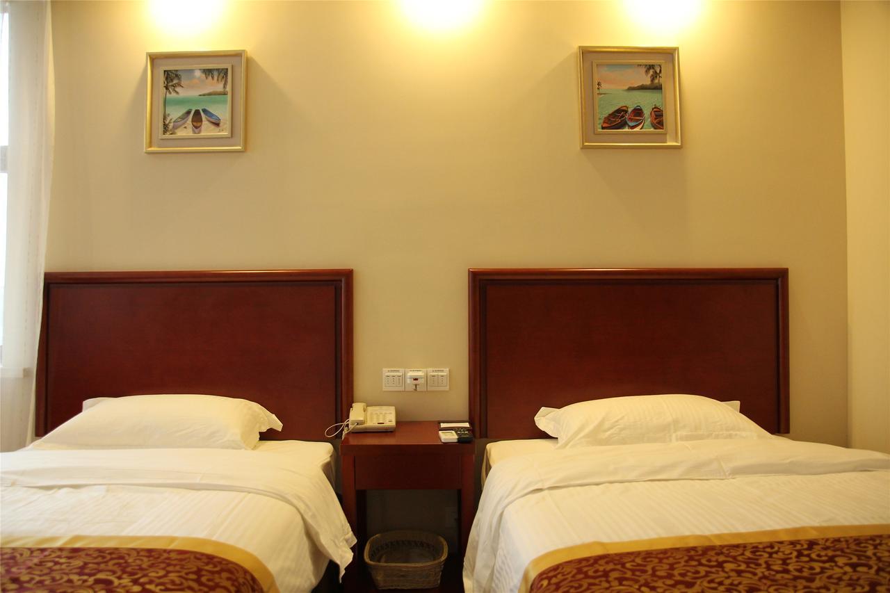 Greentree Alliance Yichang East Yichang Station Hotel Екстер'єр фото